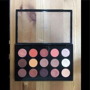 MAC palette